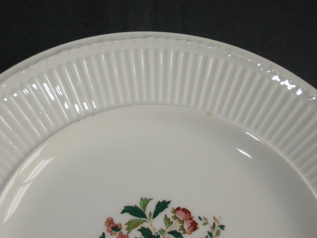 Wedgwood Conway ontbijtborden O22,5 met vlekjes