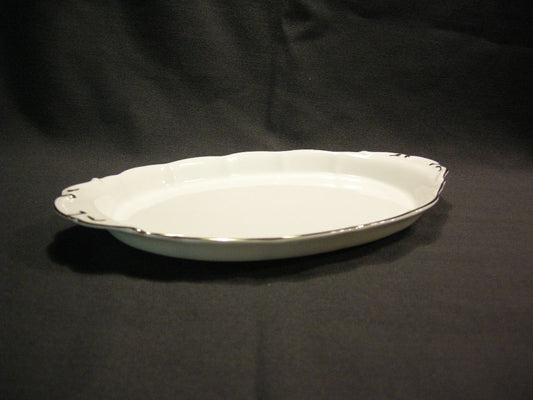 Royal Albert Val d'Or presenteerschaaltje 25,5 x 15 cm.