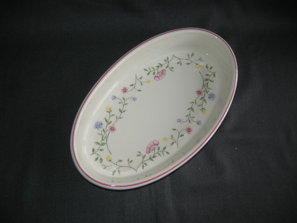 Johnson Bro's Summer Chintz ovenschaal ovaal 30,5 x 18 x 4,5 cm.