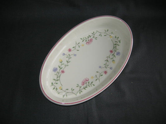 Johnson Bro's Summer Chintz ovenschaal ovaal 30,5 x 18 x 4,5 cm.