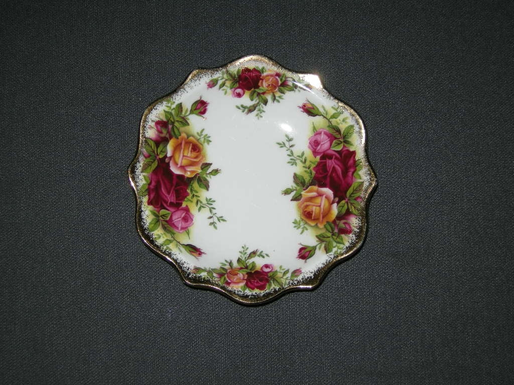 Royal Albert Old Country Roses petit-fourschaaltje schulp