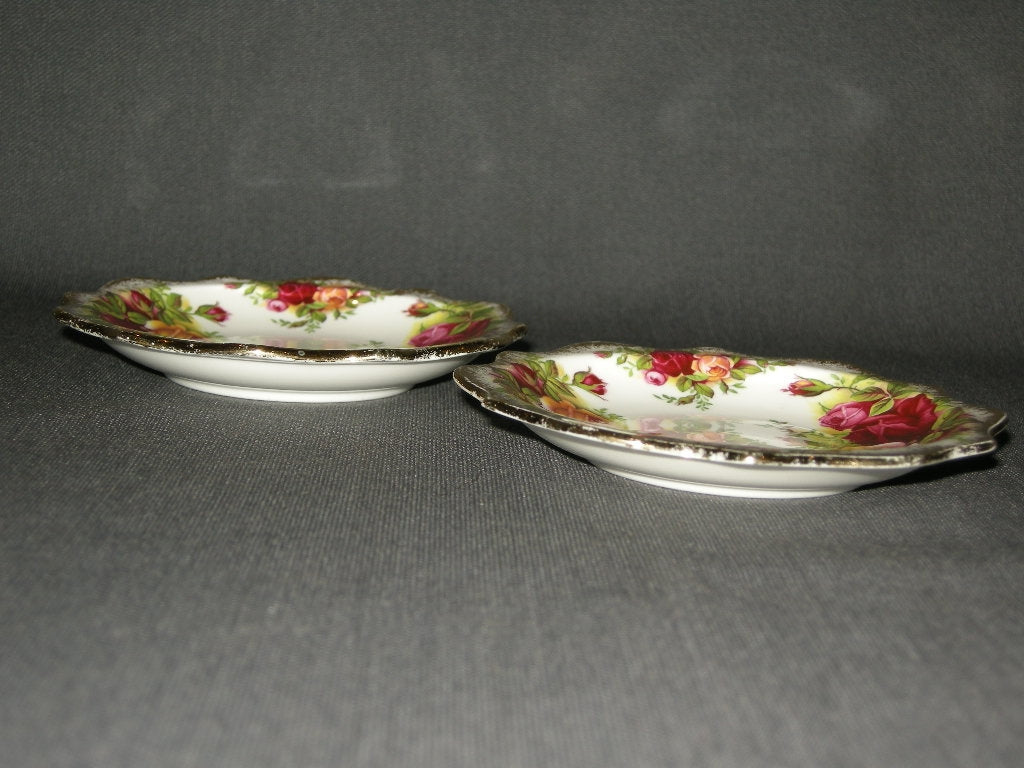 Royal Albert Old Country Roses petit-fourschaaltjes schulp