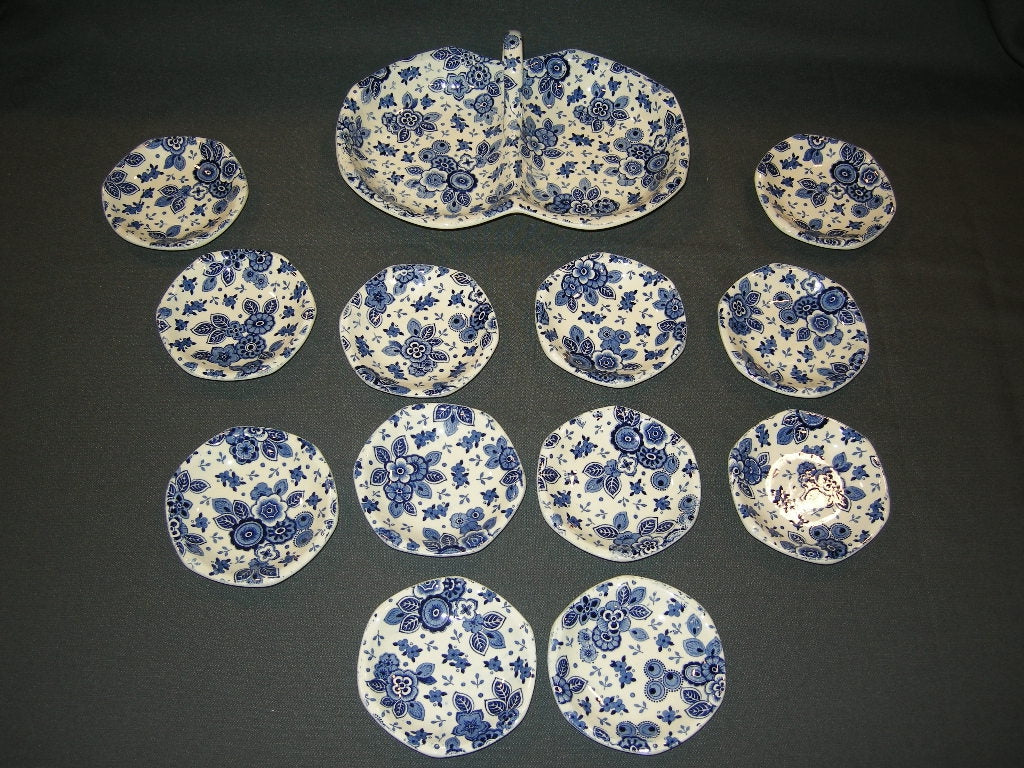 Societe Ceramique Beatrix petit-four set