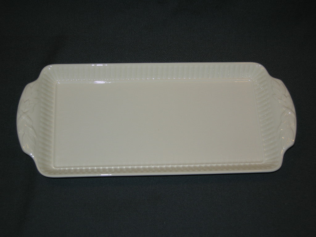 Wedgwood Edme plain cakeschaal
