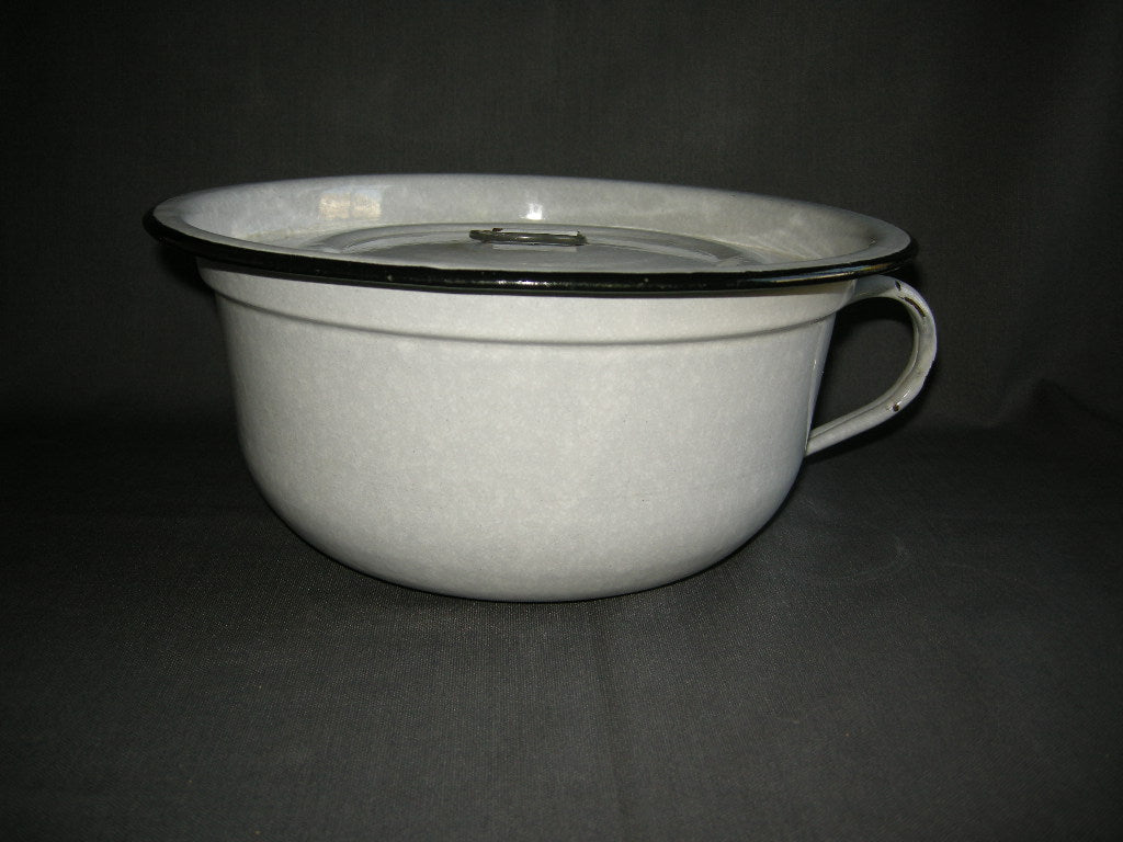 emaille grijs 001. grote po met deksel