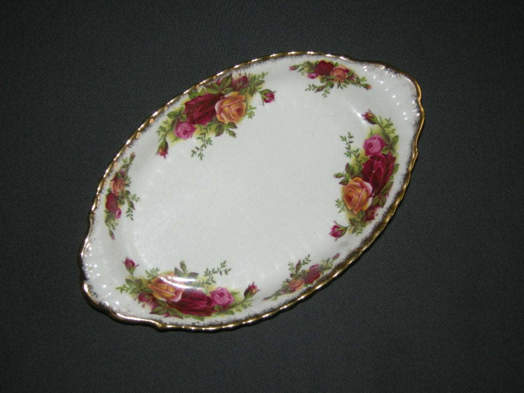 Royal Albert Old Country Roses presenteerschaaltje 22 x 13 x 2,5 cm.