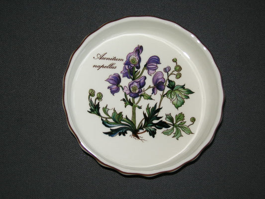 Villeroy & Boch Botanica Vilbofour quicheschaaltje O11,5 cm., hoogte 2,5 cm. Aconitum napellus