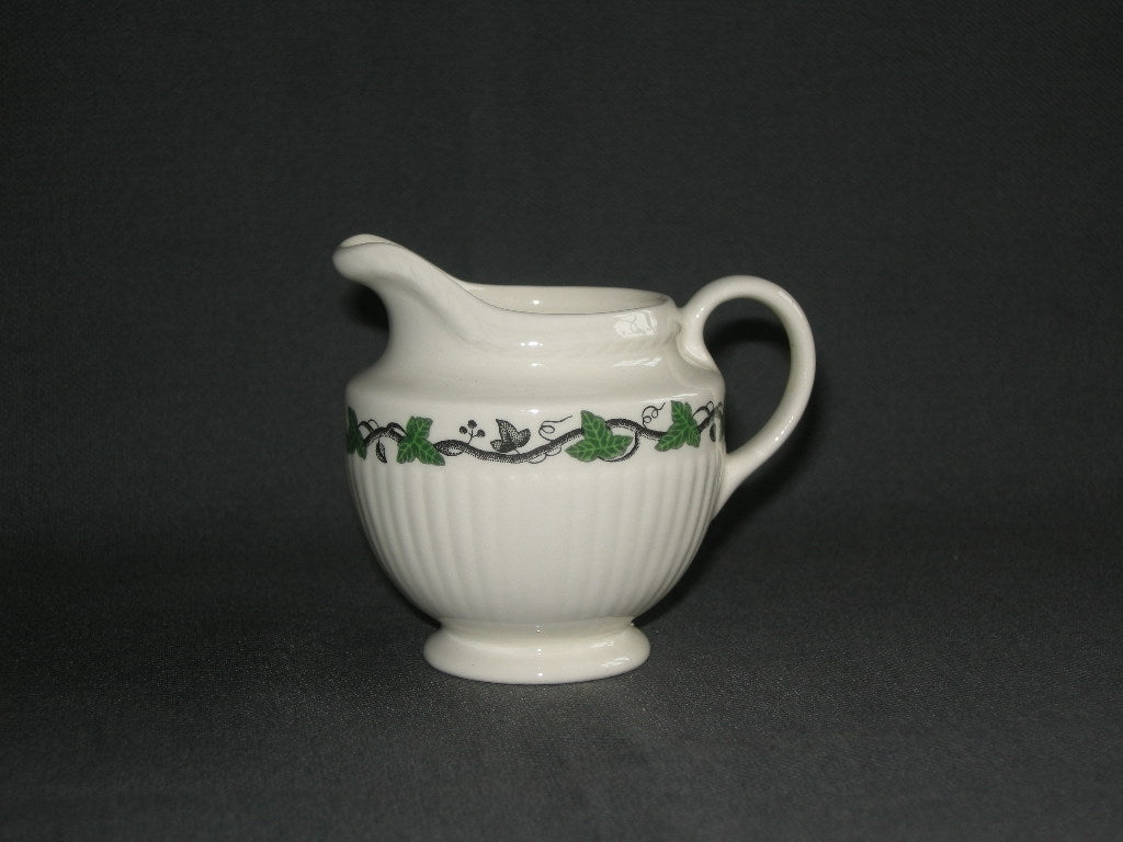 Wedgwood Stratford roomkannetje
