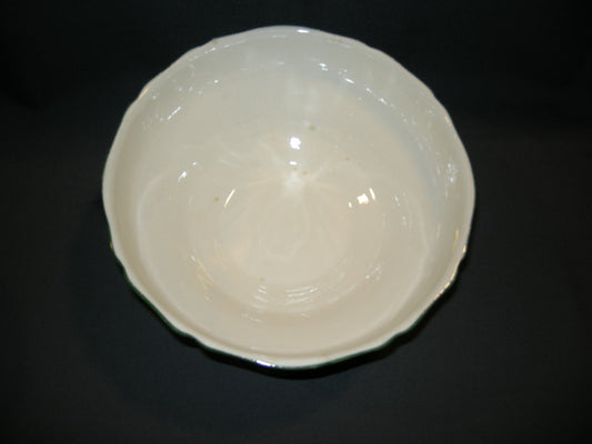 Villeroy & Boch Alt Strassburg oud stempel saladeschaal op voet O23 cm.