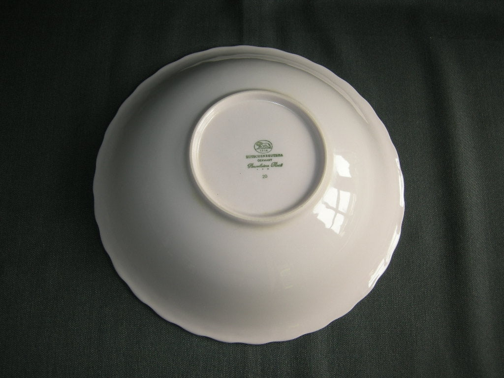 Hütschenreuther Porcelaine Rose decor kleine rozen saladeschaal O23 cm.
