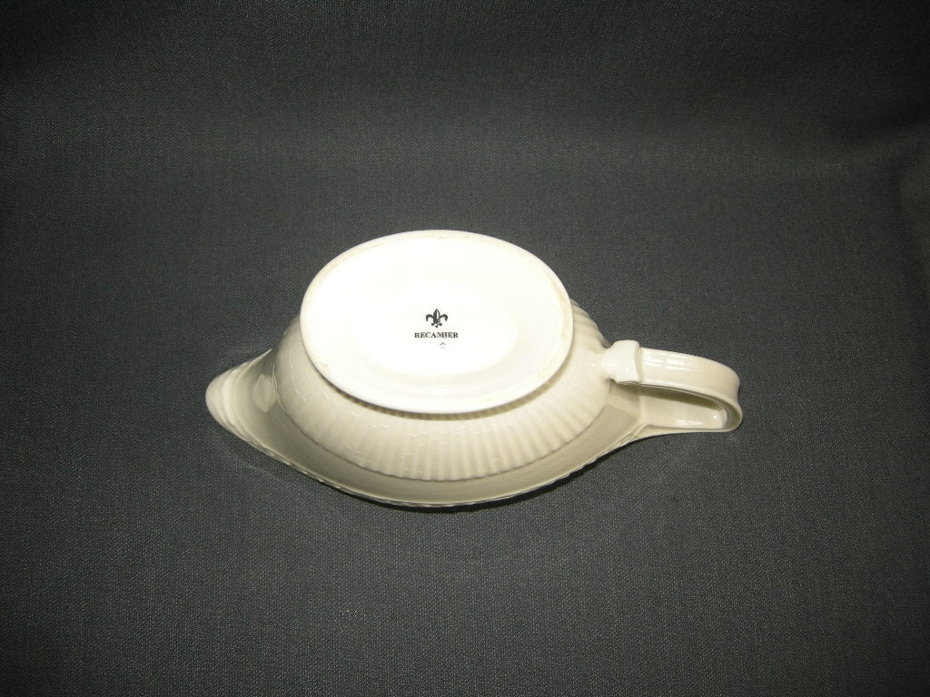 Royal Creamware Recamier sauskom