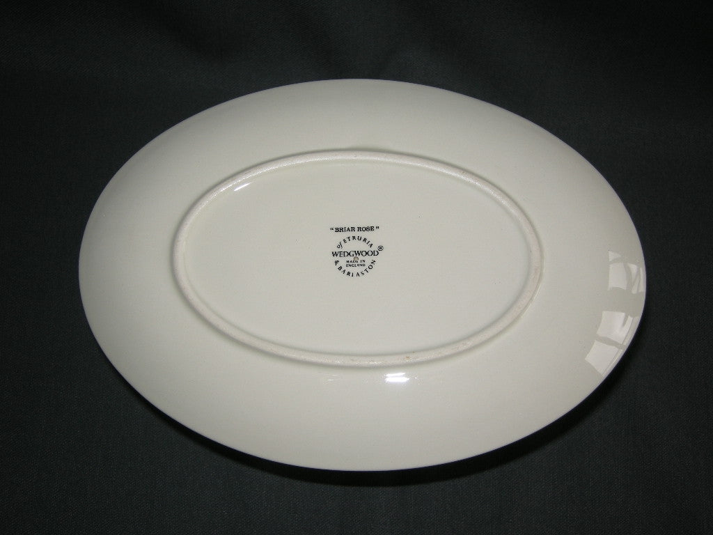Wedgwood Briar Rose sauskom met vaste onderschotel