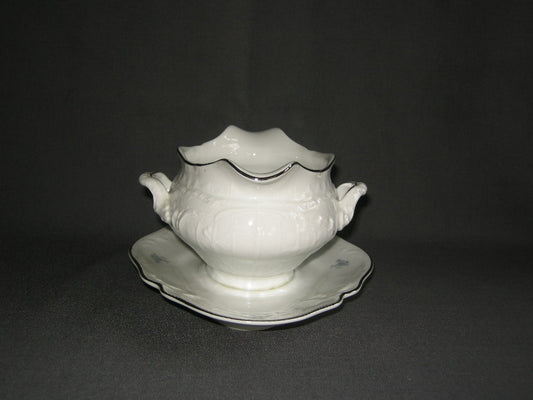 Rosenthal Sanssouci spierwit met blauw / grijze bloemetjes sauskom
