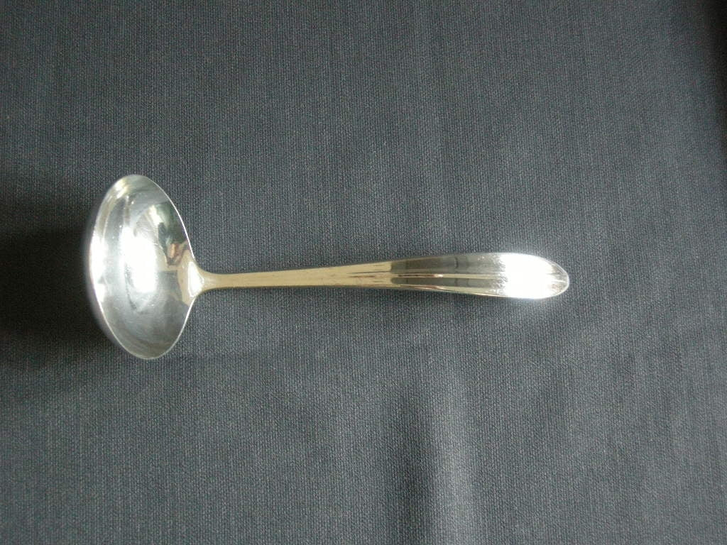 Gero verzilverd model 230 Distinction sauslepel