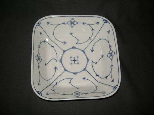 Alba Iulia Blau Saks schaal 23 x 23 x 7 cm.