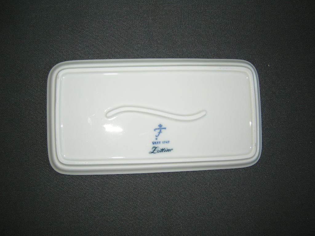 Fürstenberg Lottine schaaltje 19 x 10 cm.