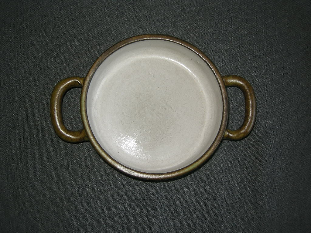 Lucie Q. Bakker Quirina schorsgroen schaaltje 2-oor O12,5 cm.