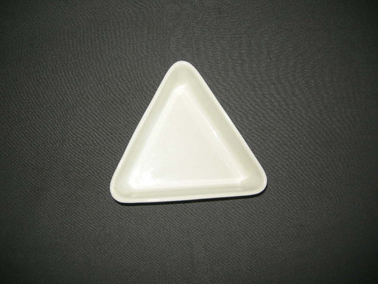 Arabia Kilta wit schaaltje 3-hoek 12,5 x 12,5 x 3 cm.