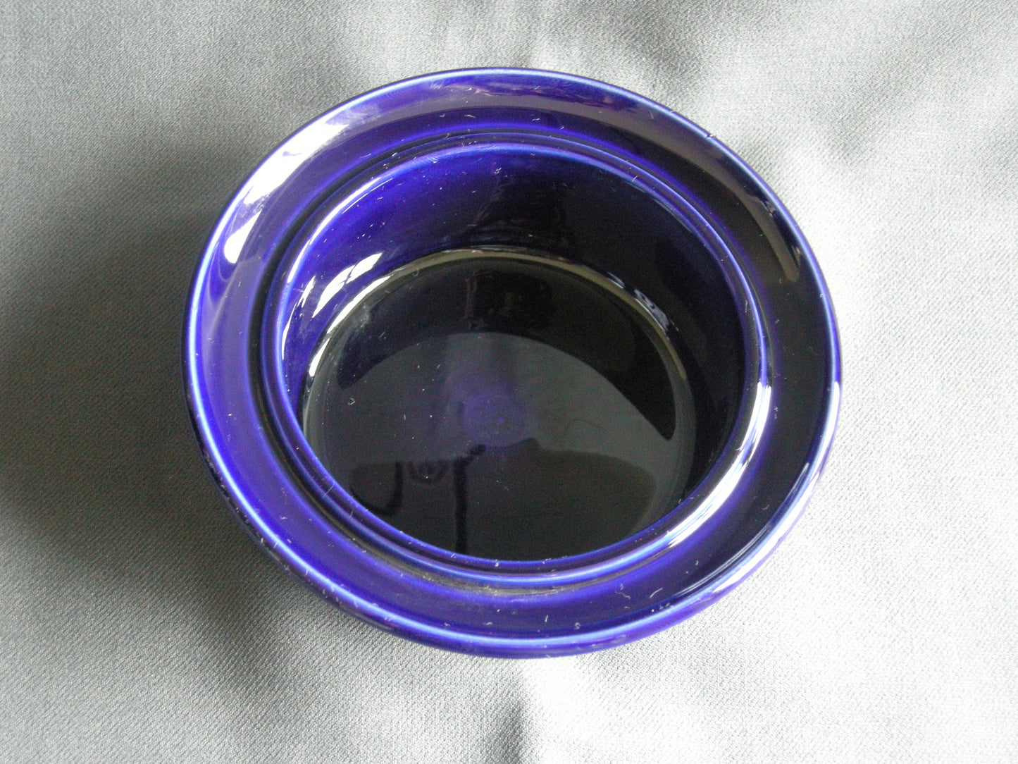 Huizen donkerblauw glanzend schaaltje