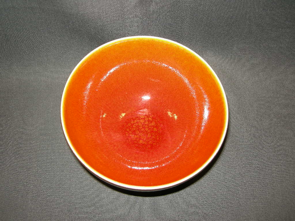 Jars Ceramistes Tourron oranje schaaltje O15,5 cm.