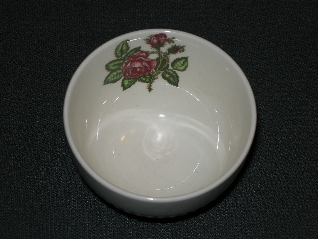 Wedgwood Moss Rose (suiker) schaaltje doorsnee 8 cm.