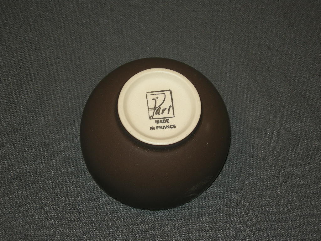Jars Ceramistes Tourron rood schaaltje O9 cm.