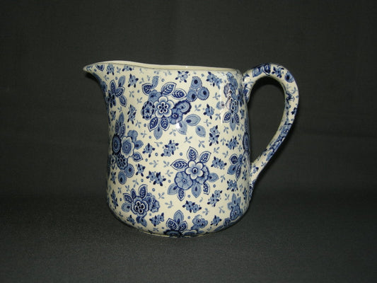 Societe Ceramique Beatrix schenkkan glad hoogte 14,5 cm.