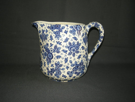 Societe Ceramique Beatrix schenkkan glad hoogte 16,5 cm.
