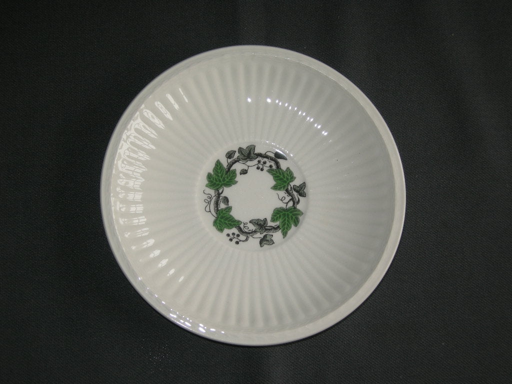 Wedgwood Stratford schotel O14,5 cm.