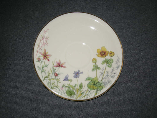 Krautheim Wiesengrund & Bergeshöh'n schotel O15 cm. decor Dotterblume