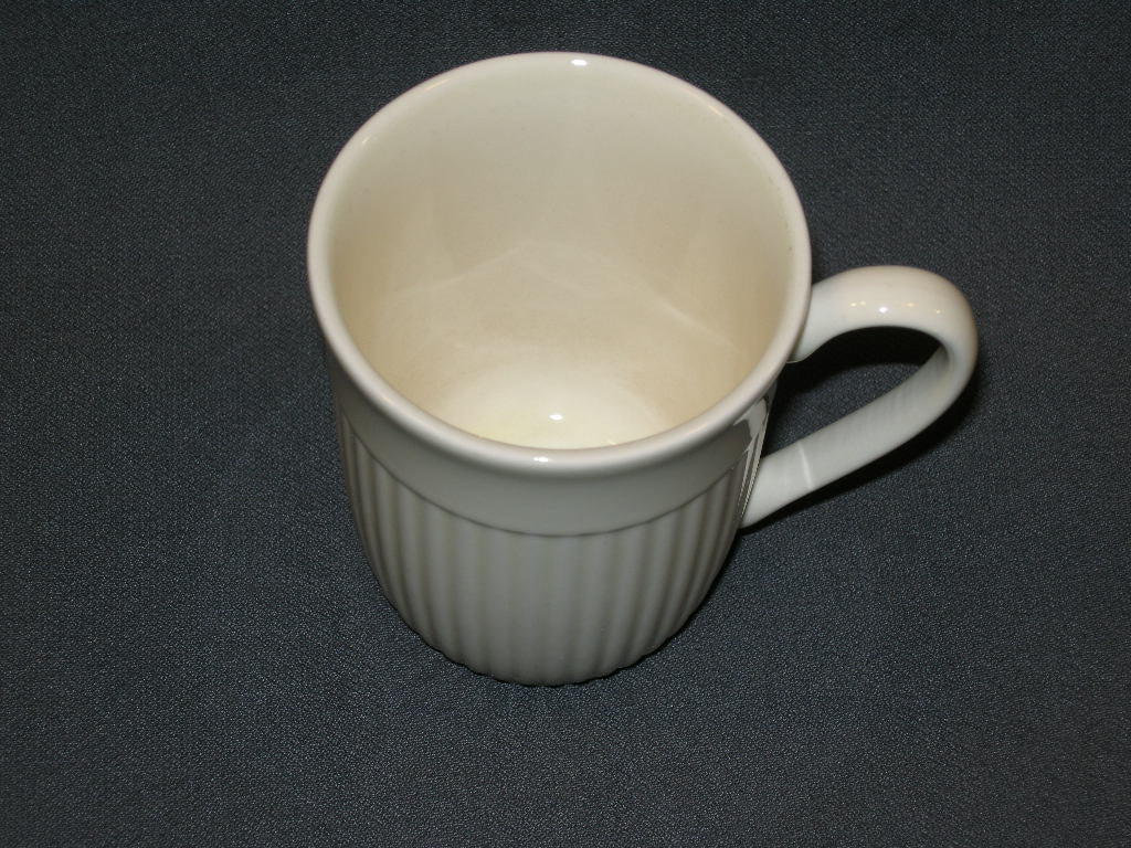 Wedgwood Edme plain mokje