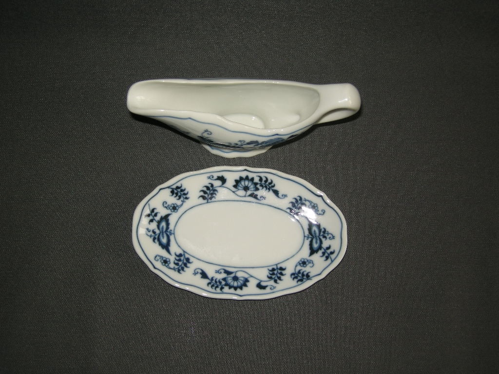 Blue Danube siroopkannetje op los onderschaaltje