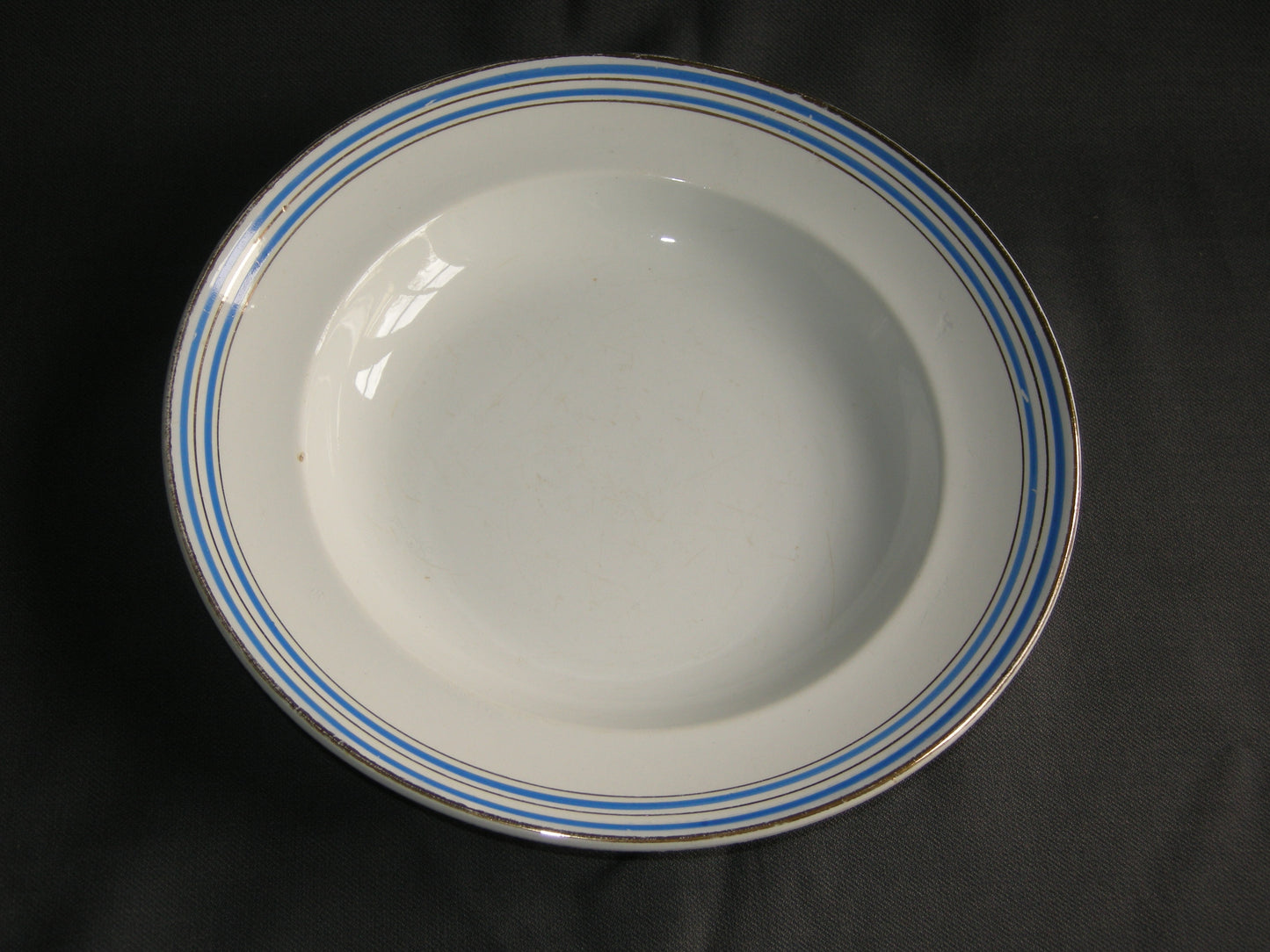 Faiencerie D'onnaing (Nord) roomwit - kobaltblauw soepbord
