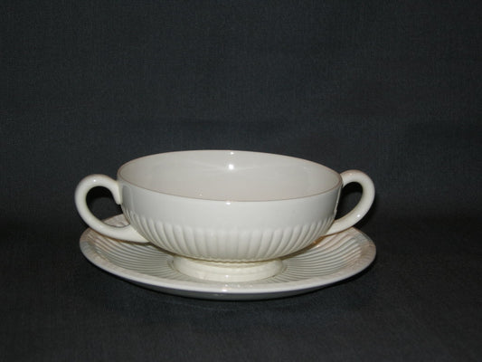 Wedgwood Conway soepkop & schotel met beschadiging