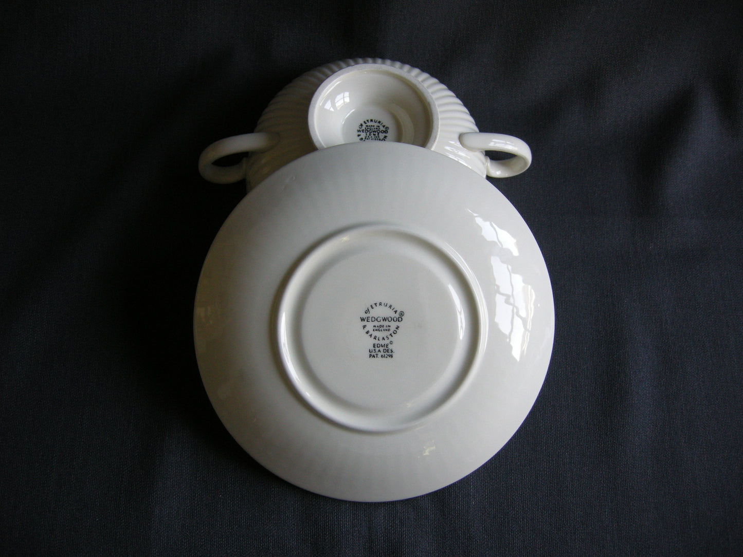Wedgwood Edme plain soepkop & schotel
