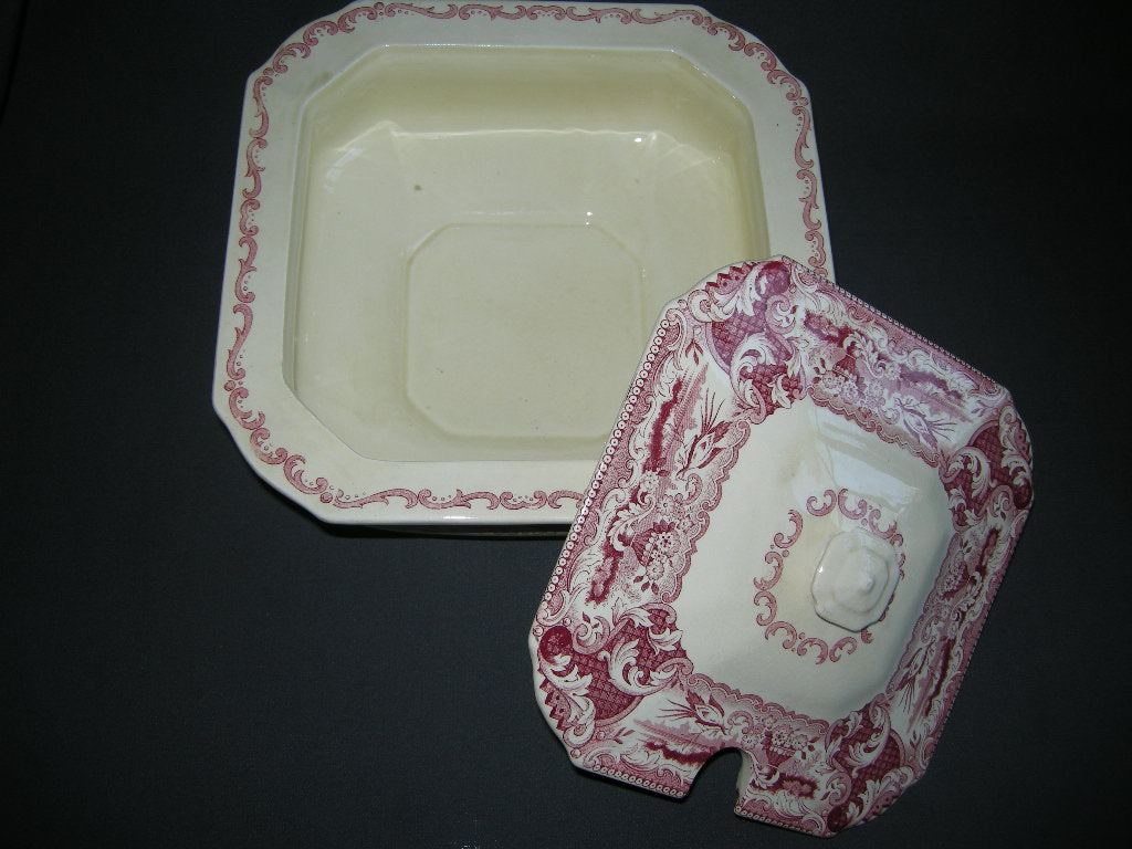 Societe Ceramique Victoria rood soepterrine