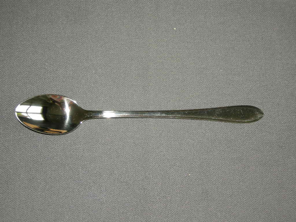 Gero Zilmeta model 718 puntfilet sorbetlepels 18 cm. in houten kistje