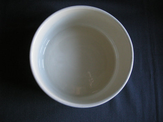 Petrus Regout parafeu grijs 001. souffleschaal O20 cm.