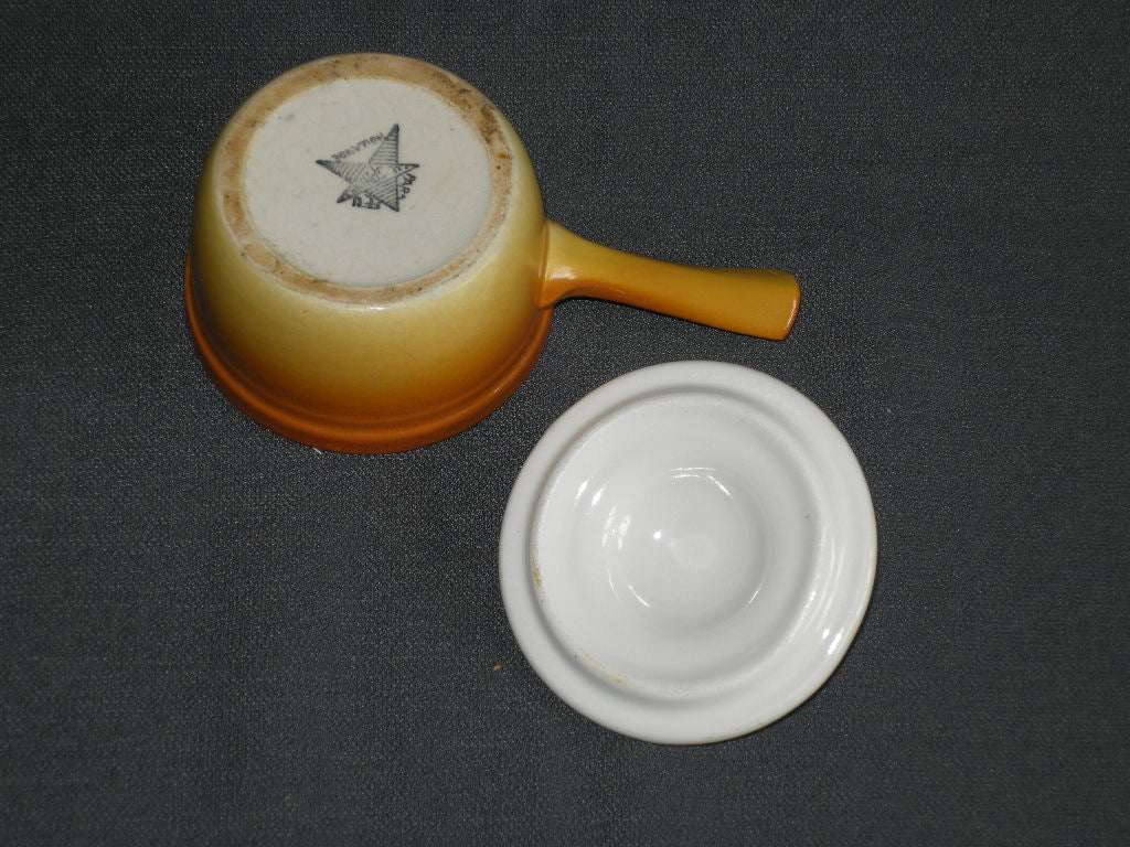 Petrus Regout parafeu oranje 003. steelpannetje