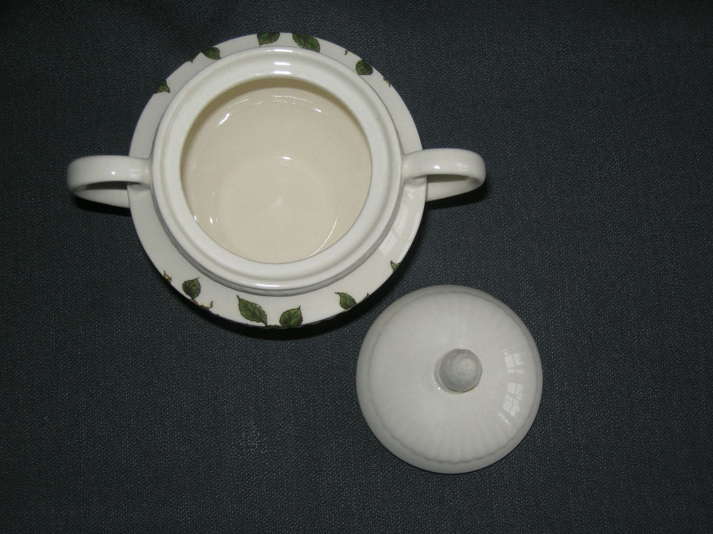 Wedgwood Briar Rose suikerpot met deksel