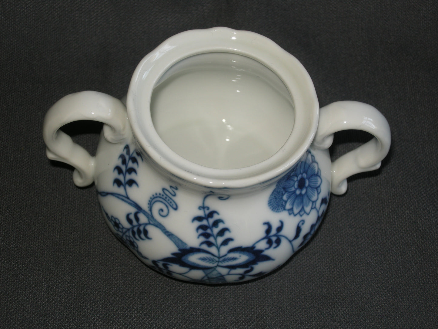 Blue Danube suikerpot zonder deksel 9 cm.