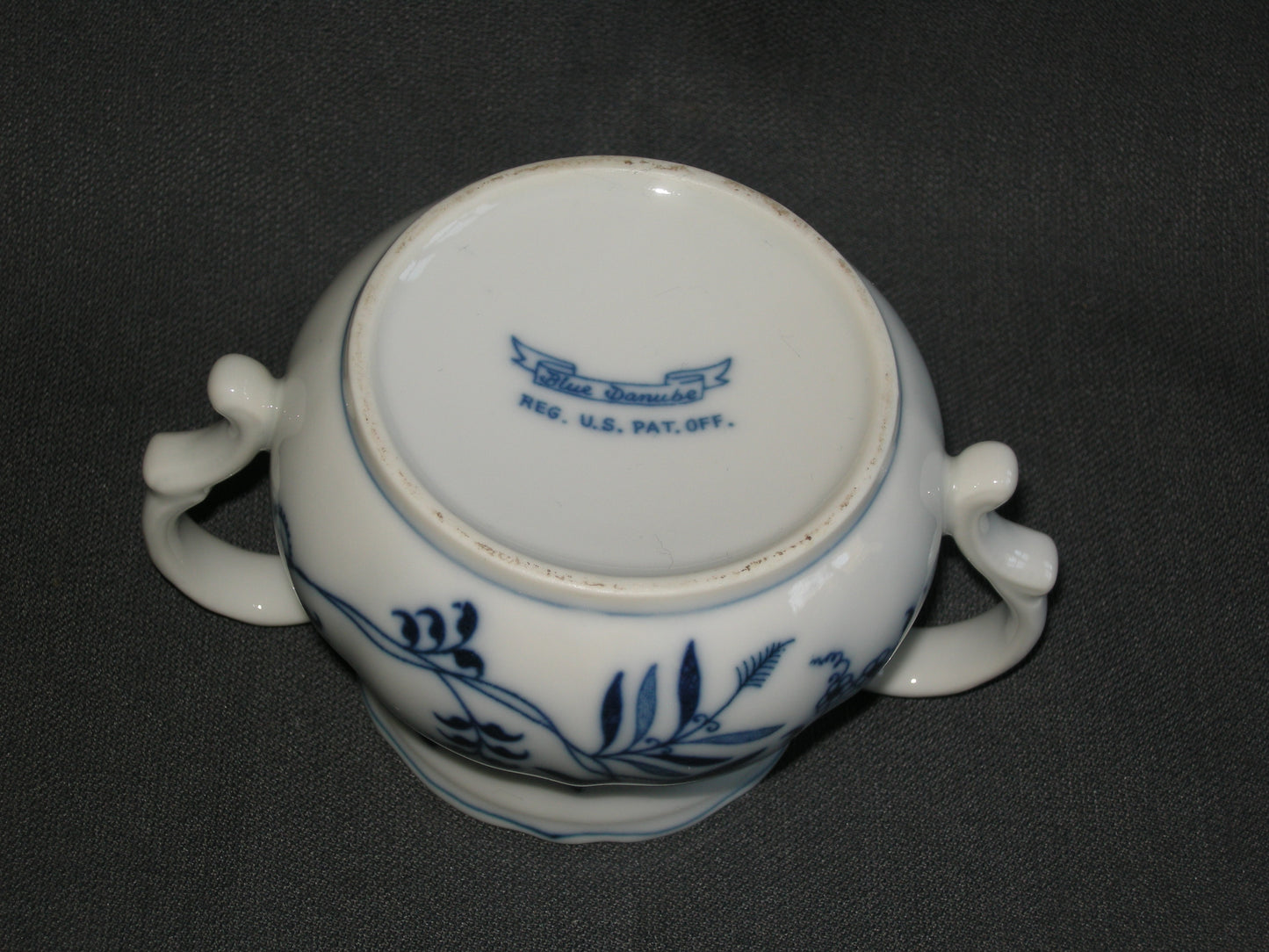 Blue Danube suikerpot zonder deksel 9 cm.
