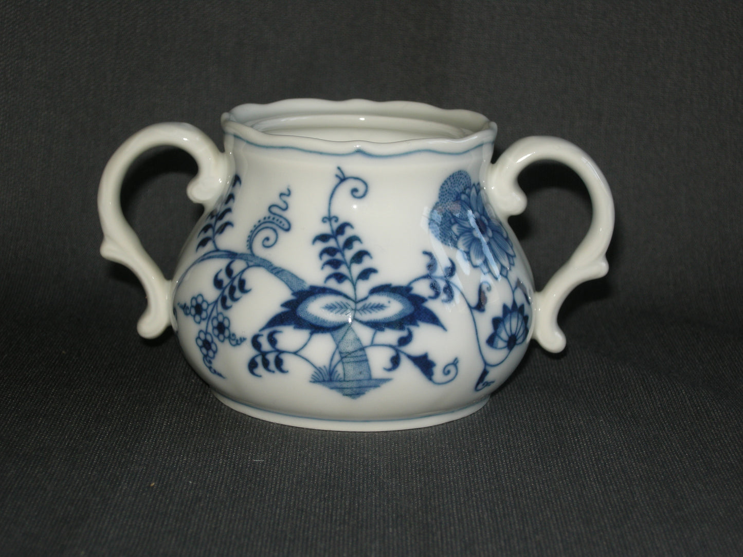 Blue Danube suikerpot zonder deksel 9 cm.