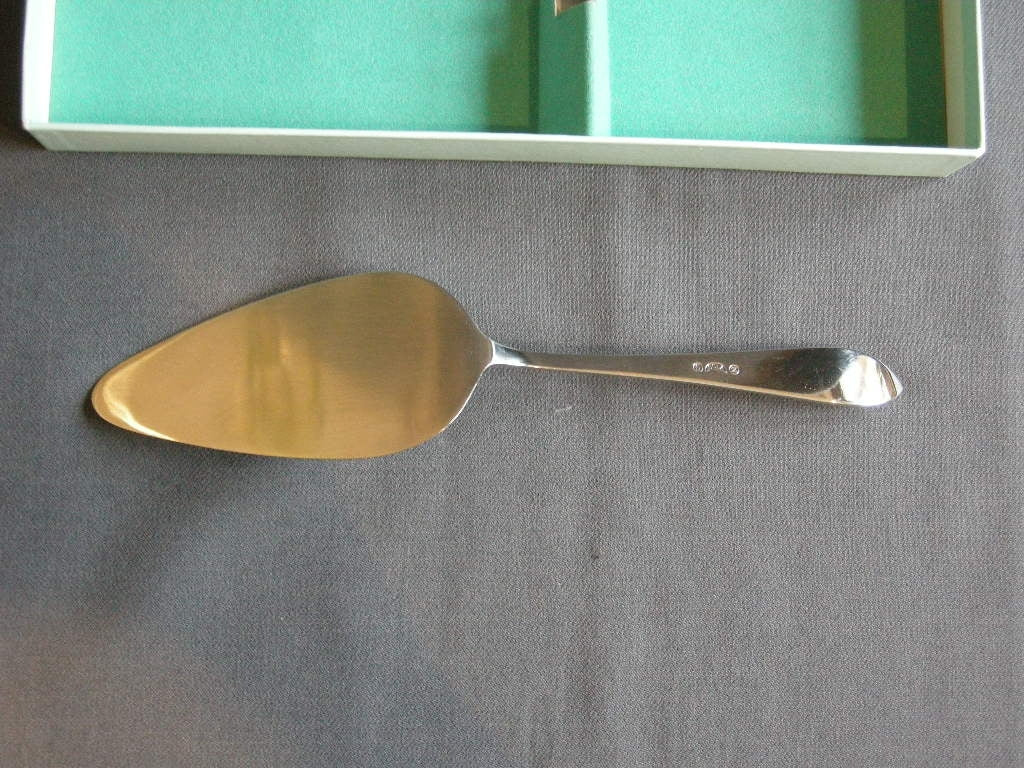 Sola GZ model 430 puntfilet taartschep