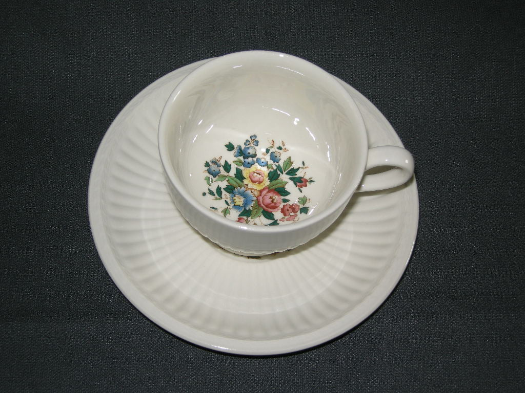Wedgwood Conway koffiekop & schotel laag