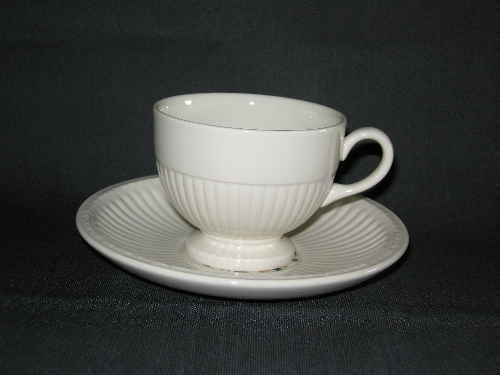 Wedgwood Conway koffiekop & schotel laag