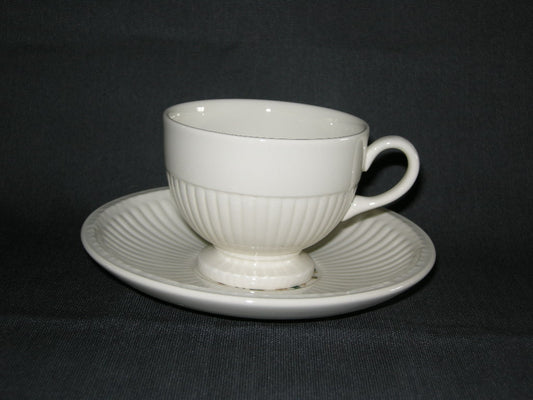 Wedgwood Conway koffiekop & schotel laag