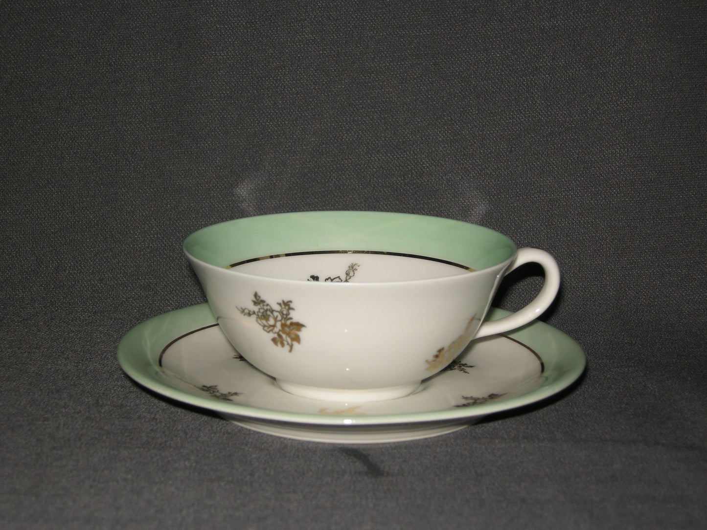 Limoges Charles Ahrenfeldt theekop & schotel