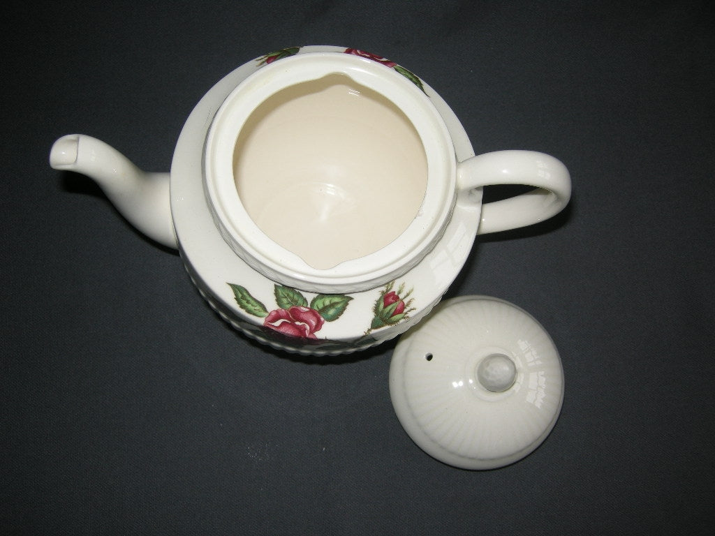 Wedgwood Moss Rose theepot 1,2 ltr.