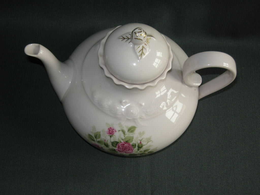 Hütschenreuther Porcelaine Rose decor kleine rozen theepot
